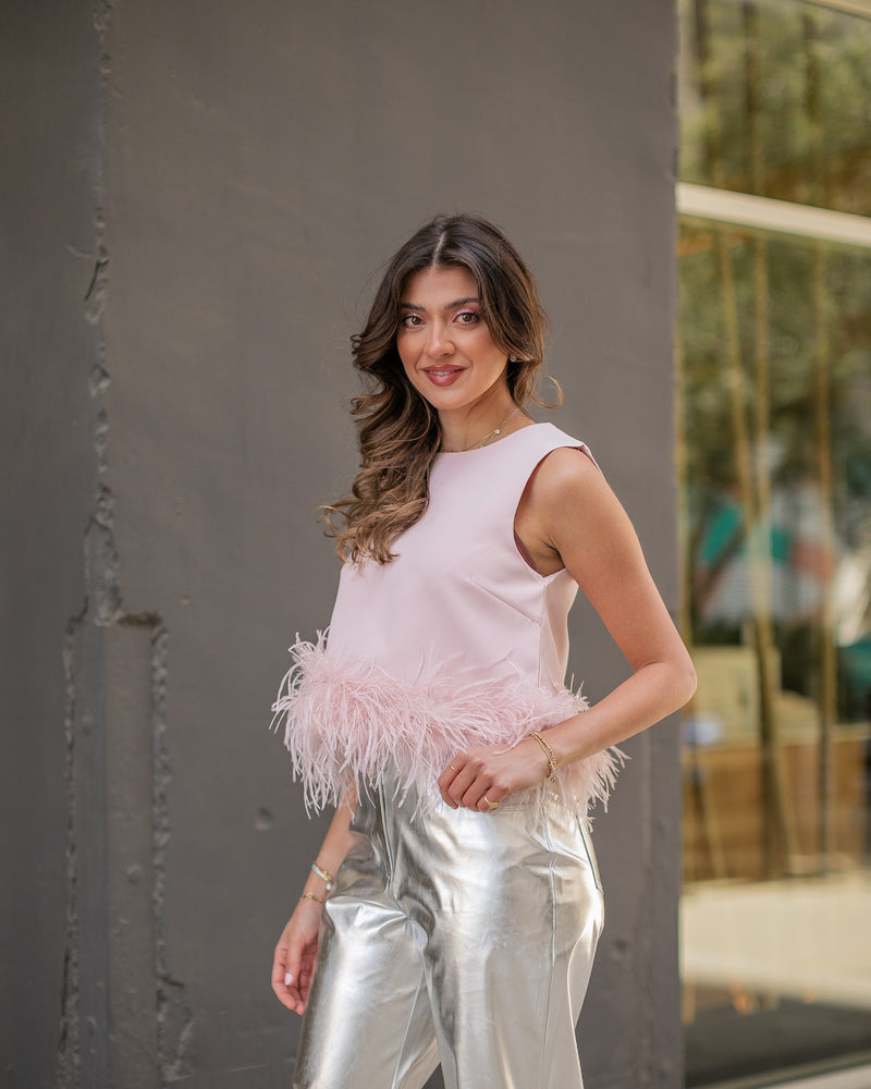 FLIRTY FEATHER TOP- BLUSH